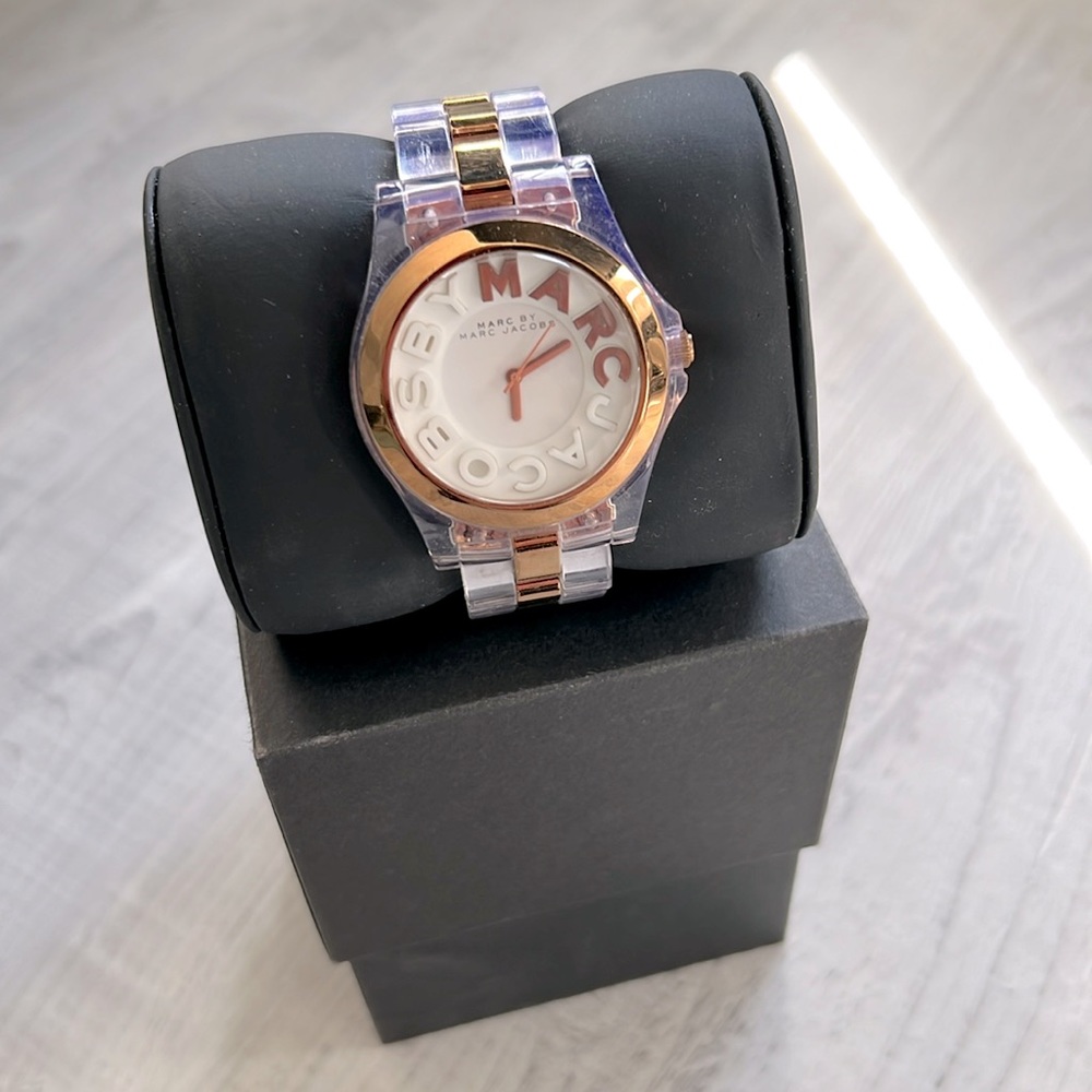 Marc Jacobs watch!🤍🤍